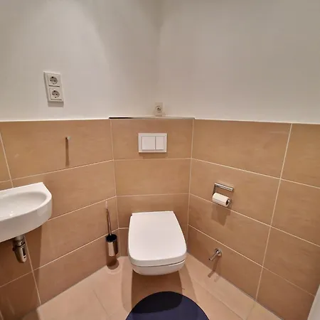 Strandvillen - Mit 1 Schlafzimmer, Kamin Und Balkon Dr-423