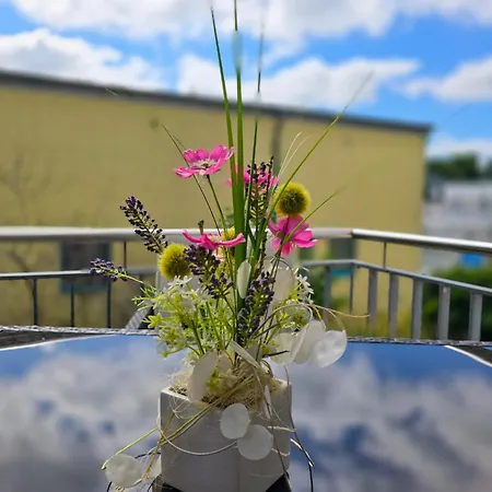 Strandvillen - Mit 1 Schlafzimmer, Kamin Und Balkon Dr-423 شقة بينز